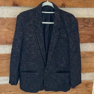 Vintage men’s black tweed jacket